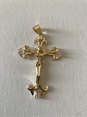 Gold Tone Fleur-de-Lis Crucifix Pendant with Clear Accents